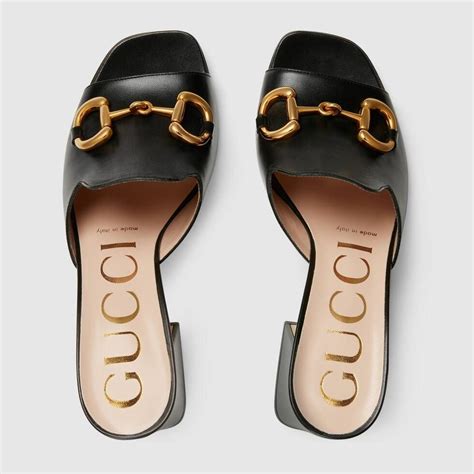 gucci logo low-heel slide sandals